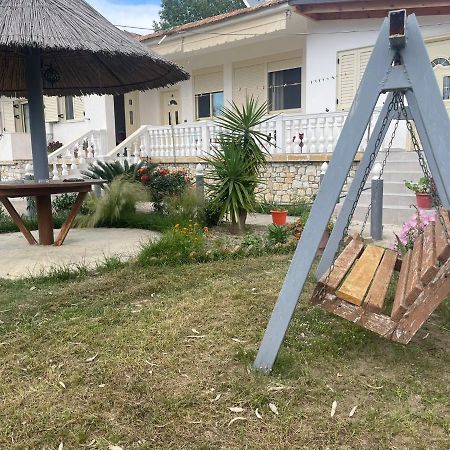Hotel Vila Andi Zverneci エクステリア 写真